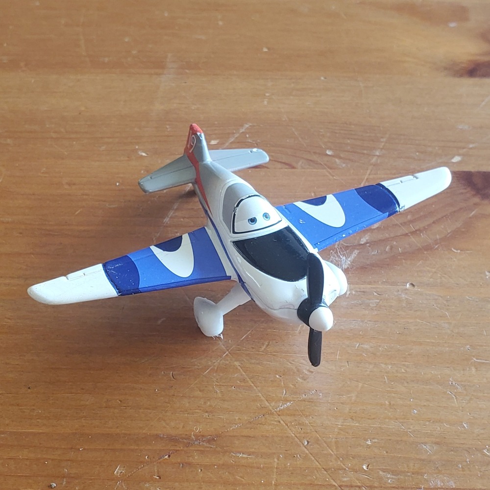 Disney Pixar Planes Kolya Ivanov #19 Russian Racer Mattel Die-cast 2014